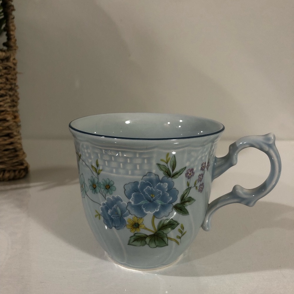 Mikasa Precious Blue Michelle D2501 - Picture 8 of 11